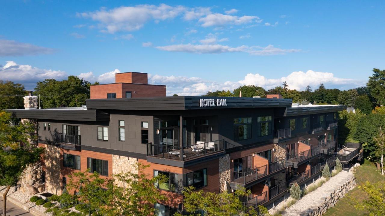 The Earl In Charlevoix酒店 外观 照片